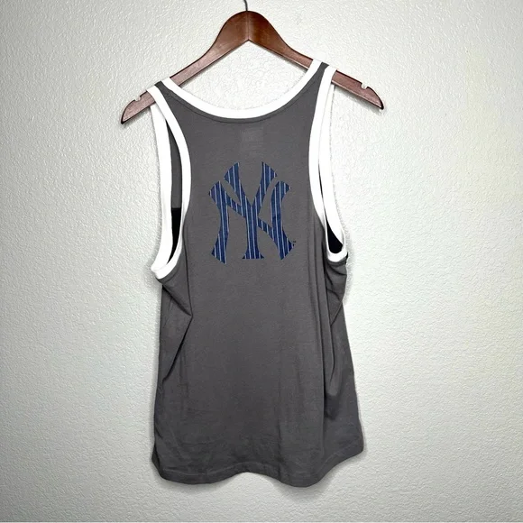 New York Yankees Women's L Baseball Bling Sleeveless Tank Grey Blue Athletic - Picture 5 of 7